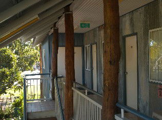 Kimberley Croc Backpackers YHA - Accommodation Redcliffe 1