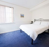 Duke's Apartments - Accommodation Redcliffe