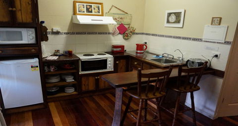 Kidd Street Cottages - Accommodation Redcliffe 4