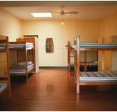 Barnacles Backpackers - Accommodation Redcliffe