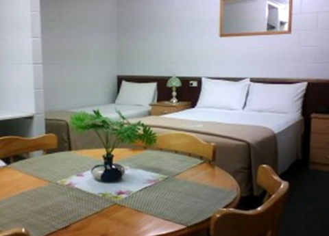 Ayrline Motel - Accommodation Redcliffe 1