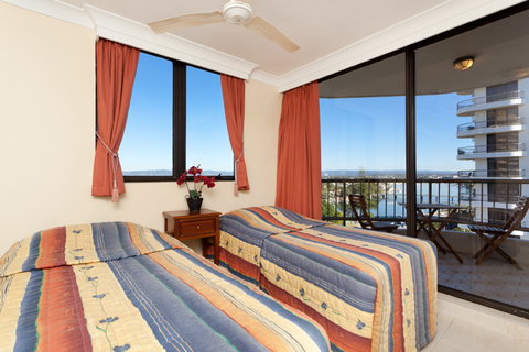 Apartment 27 Aristocrat Apartments - Accommodation Redcliffe 3