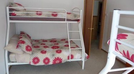 Yarckcottage - Accommodation Redcliffe 2