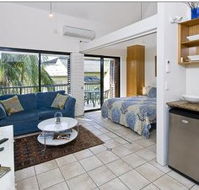 Julians Apartments - Accommodation Redcliffe