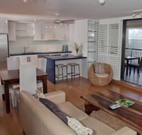 Cairns Aquarius on The Esplanade - Accommodation Redcliffe