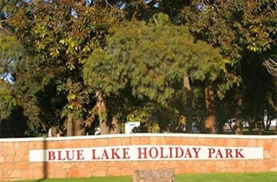 Blue Lake Holiday Park - Accommodation Redcliffe 0