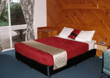 SMART MOTELS BERT HINKLER - Accommodation Redcliffe 1