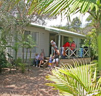 One Mile Beach Holiday Park - Accommodation Redcliffe