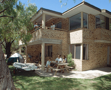 Siesta Park Holiday Resort - Accommodation Redcliffe