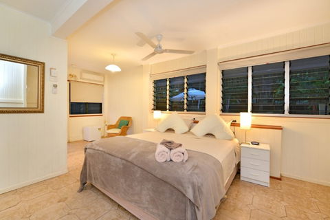 Lilybank - Accommodation Redcliffe 4