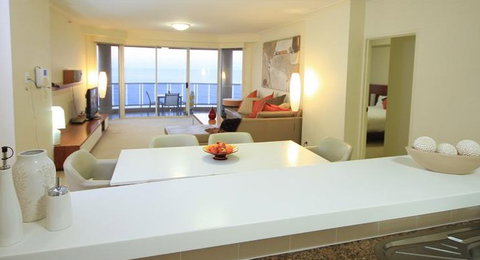 Xanadu Main Beach - Accommodation Redcliffe 3