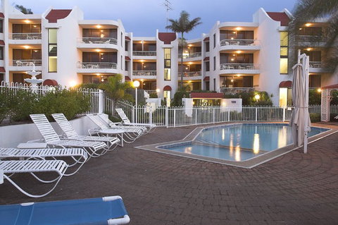 Alexandria Apartments - Accommodation Redcliffe 1