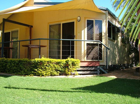 Happy Wanderer Village Caravan Park - Accommodation Redcliffe 2