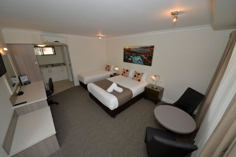 Rockpool Motor Inn - Accommodation Redcliffe 2
