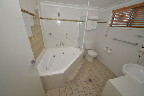 Rockpool Motor Inn - Accommodation Redcliffe 7