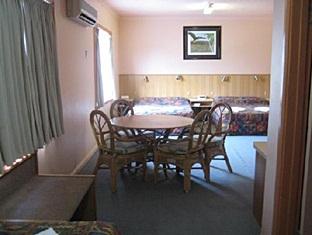 Great Northern Hotel - Accommodation Redcliffe 3