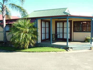 Coachhouse Marina Resort Batemans Bay - Accommodation Redcliffe 2