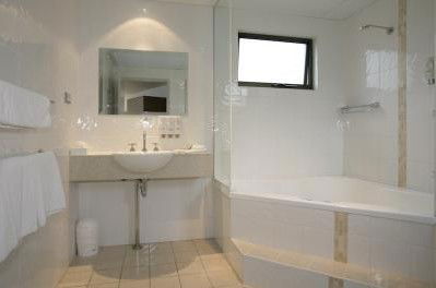 Quality Inn City Centre Coffs Harbour - Accommodation Redcliffe 4