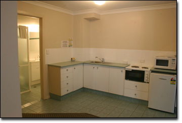 Earls Court Motor Inn - Accommodation Redcliffe 4