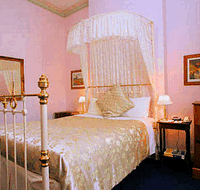 The Lodge on Elizabeth - Accommodation Redcliffe