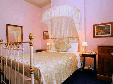 The Lodge On Elizabeth - Accommodation Redcliffe 0