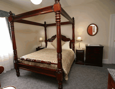 The Lodge On Elizabeth - Accommodation Redcliffe 5