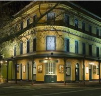 The Royal Exhibition Hotel - Accommodation Redcliffe