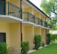 St. Marys Park View Motel - Accommodation Redcliffe