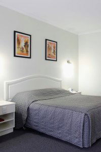 Best Western Cathedral Motor Inn - Accommodation Redcliffe 1