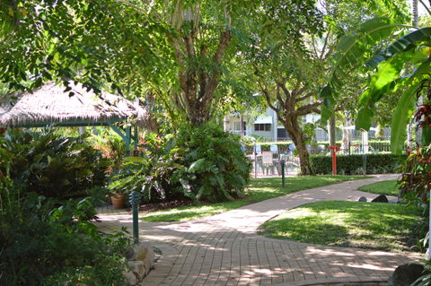 Cairns Beach Resort - Accommodation Redcliffe 0