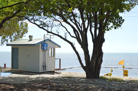 Cairns Beach Resort - Accommodation Redcliffe 3