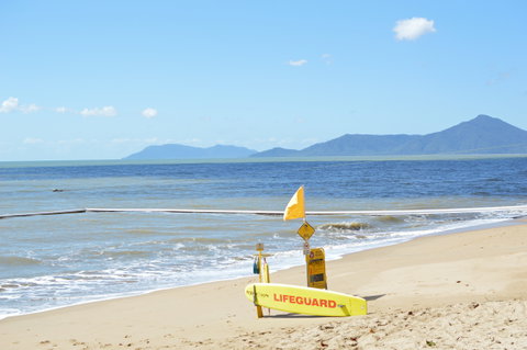 Cairns Beach Resort - Accommodation Redcliffe 4