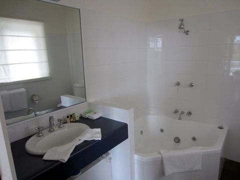 Moore Park Inn - Accommodation Redcliffe 5