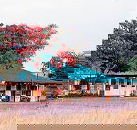 Wauchope Hotel and Roadhouse - Accommodation Redcliffe