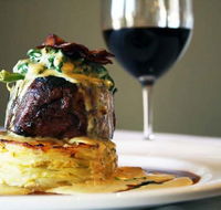 Avoca Hotel - Accommodation Redcliffe