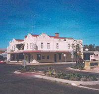 Namoi Hotel Motel - Accommodation Redcliffe