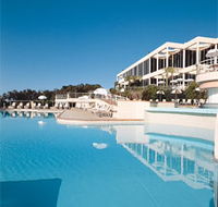 Absolute Beachfront Opal Cove Resort - Accommodation Redcliffe