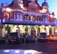 York Hotel The - Accommodation Redcliffe