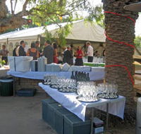 Priory Hotel - Accommodation Redcliffe
