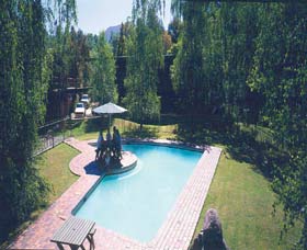 Khancoban Alpine Inn - Accommodation Redcliffe 0