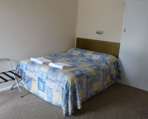 Blackboy Tree Motel - Accommodation Redcliffe 2