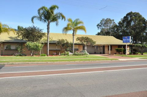Pinjarra Resort  - Accommodation Redcliffe 1