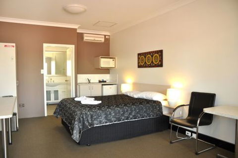 Pinjarra Resort  - Accommodation Redcliffe 2