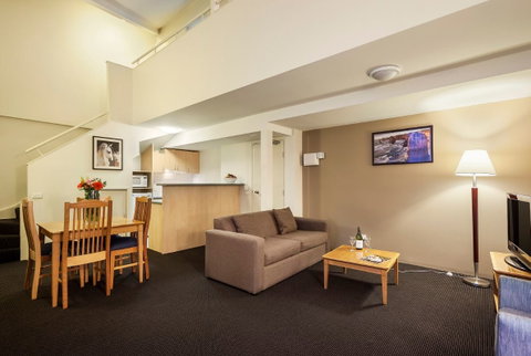 APX Apartments Parramatta - Accommodation Redcliffe 4