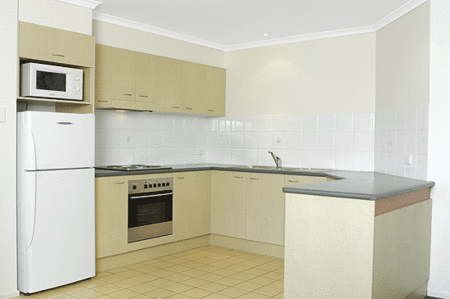 Beachside Holiday Apartments - Accommodation Redcliffe 2