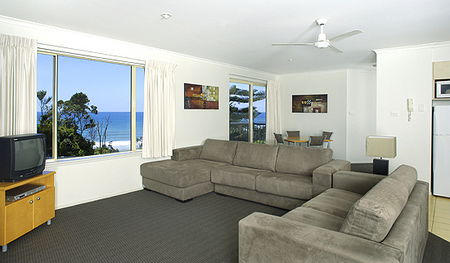 Beachside Holiday Apartments - Accommodation Redcliffe 3