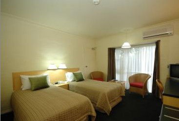 Best Western Grand Country Lodge - Accommodation Redcliffe 4
