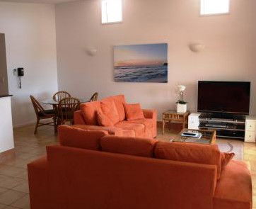 Lennox Beach Resort - Accommodation Redcliffe 0