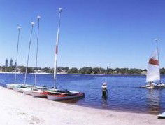 Lennox Beach Resort - Accommodation Redcliffe 1