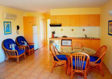 Lennox Beach Resort - Accommodation Redcliffe 5
